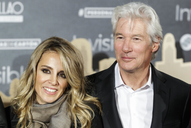 LYKKELIG: I litt over ett år har Richard Gere vært kjæreste med Alejandra Silva. Her er de sammen på filmpremieren til «Time Out of Mind» i Madrid i november. Foto: NTB Scanpix LYKKELIG: I litt over ett år har Richard Gere vært kjæreste med Alejandra Silva. Her er de sammen på filmpremieren til «Time Out of Mind» i Madrid i november. Foto: NTB Scanpix